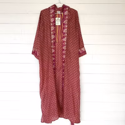 Kimono Uma återvunnen sari Nr 177