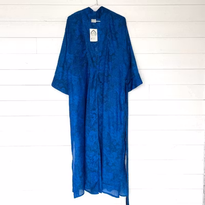 Kimono Uma återvunnen sari Nr 179
