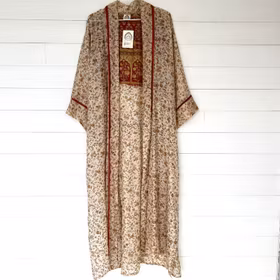 Kimono Uma återvunnen sari Nr 185