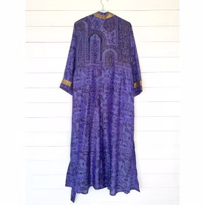 Kimono Uma återvunnen sari Nr 187 Kimono Uma återvunnen sari Nr 187