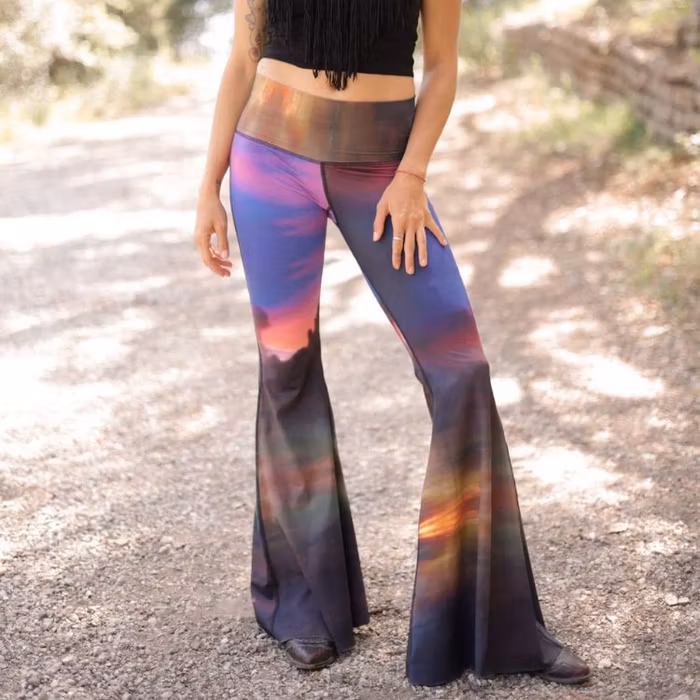 Yogaleggings Clouds long Bell Bottom - Teeki