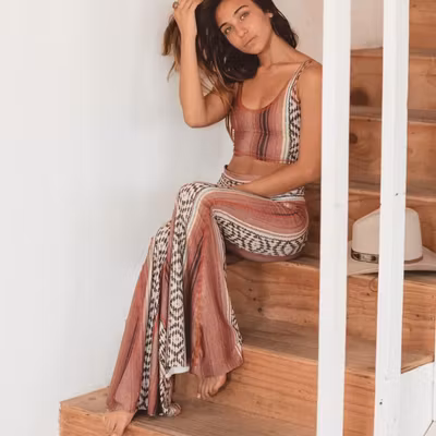Yogaleggings Border Towns Red long Bell Bottom - Teeki