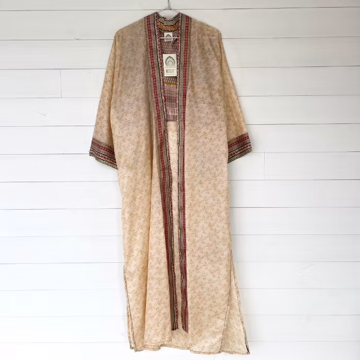 Kimono Uma återvunnen sari Nr 197 - Withegerqvist