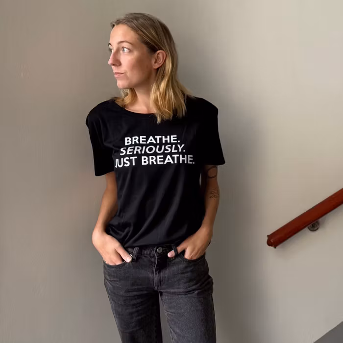 T-shirt "Breathe Seriously Just Breathe" Black - Soul Factory