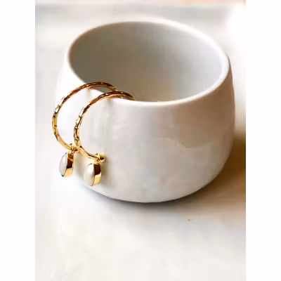 Örhänge Boho Hoops med droppe av pärla - Azuni Örhänge Boho Hoops med droppe av pärla - Azuni