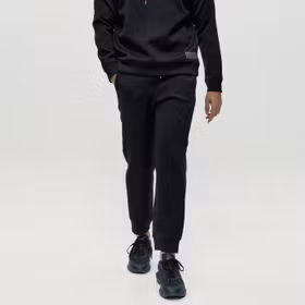 Joggingbyxor Lomond Lite Black - Born Living Yoga