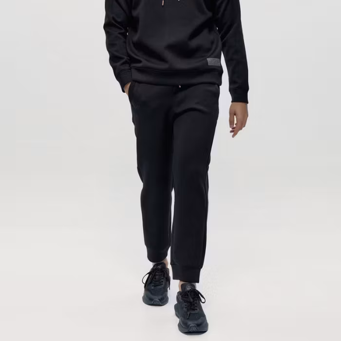 Joggingbyxor Lomond Lite Black - Born Living Yoga