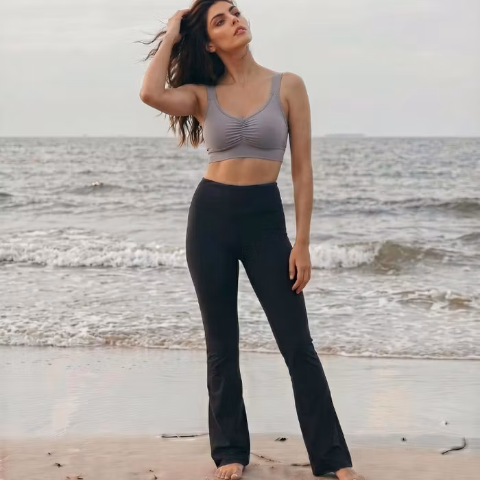Yogaleggings Flares ''Black'' - Soul Factory