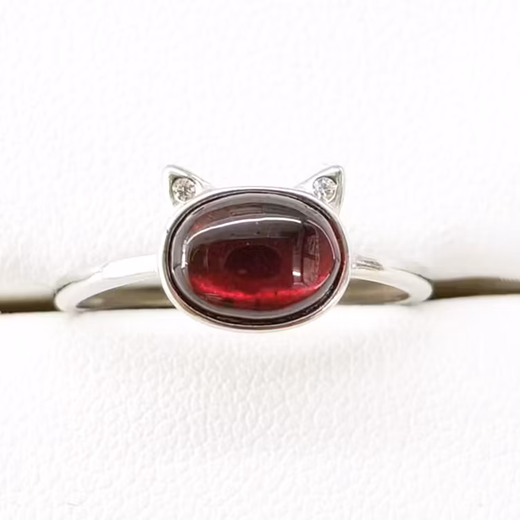 Granat "Katt" Ring (ställbar)