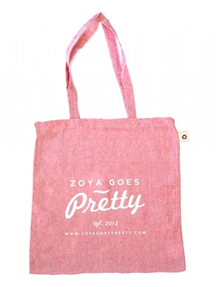 Tygkasse Zoya goes pretty