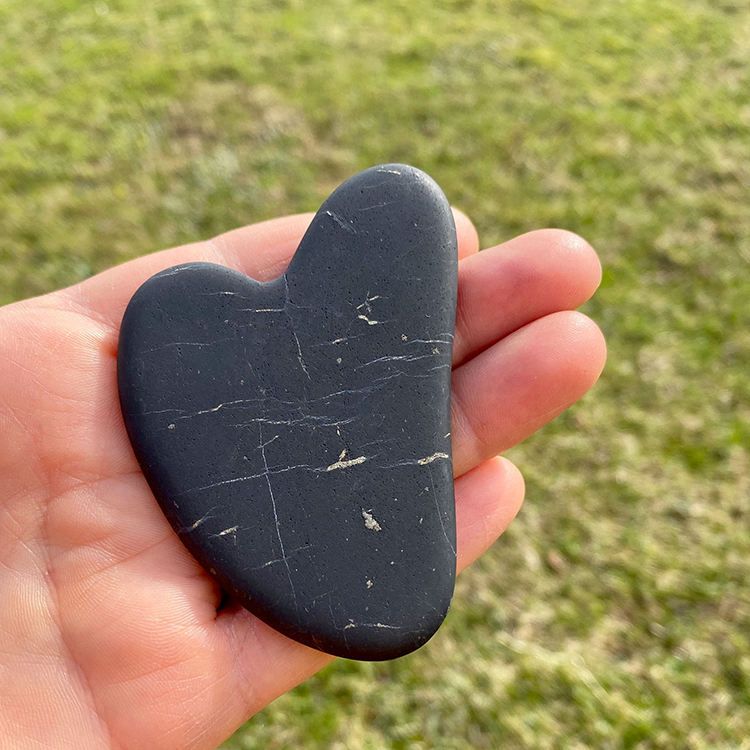 Shungit Gua Sha sten 8cm