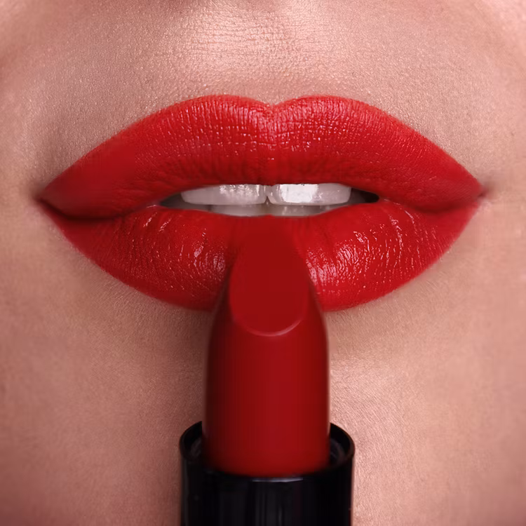 Lipstick 04 TRUE MAGENTA Limited Edition