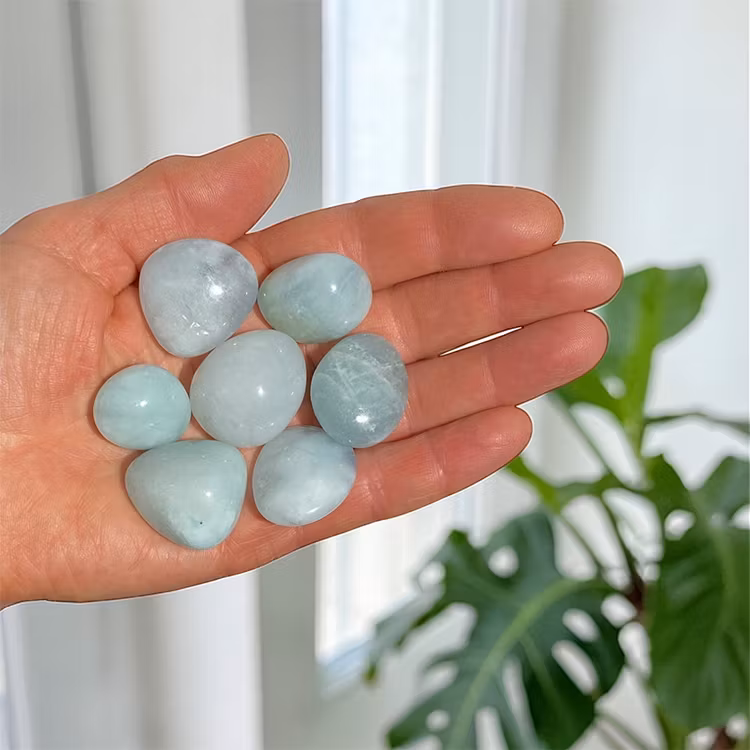 Akvamarin Trumlade stenar 100gr