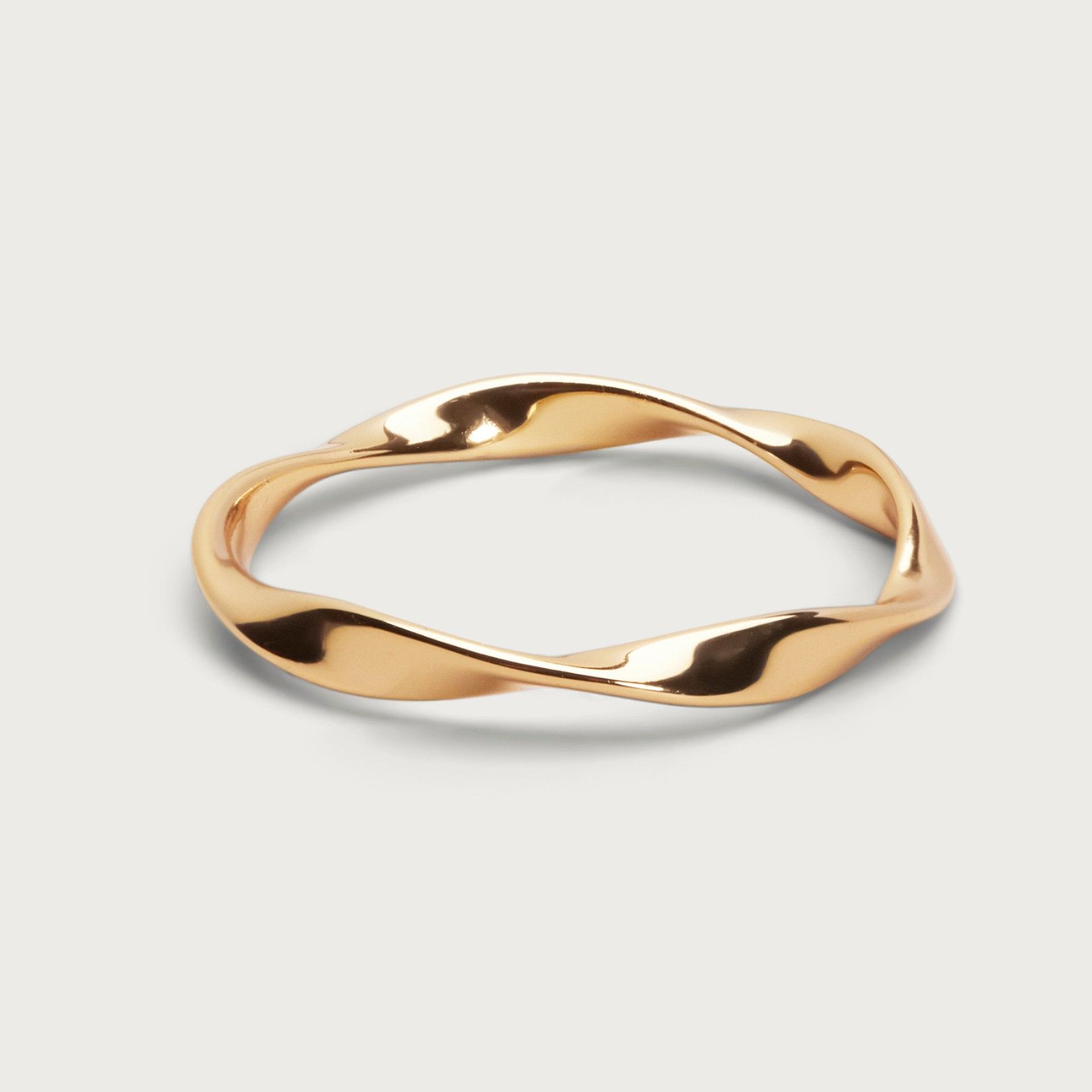 Tunn ring