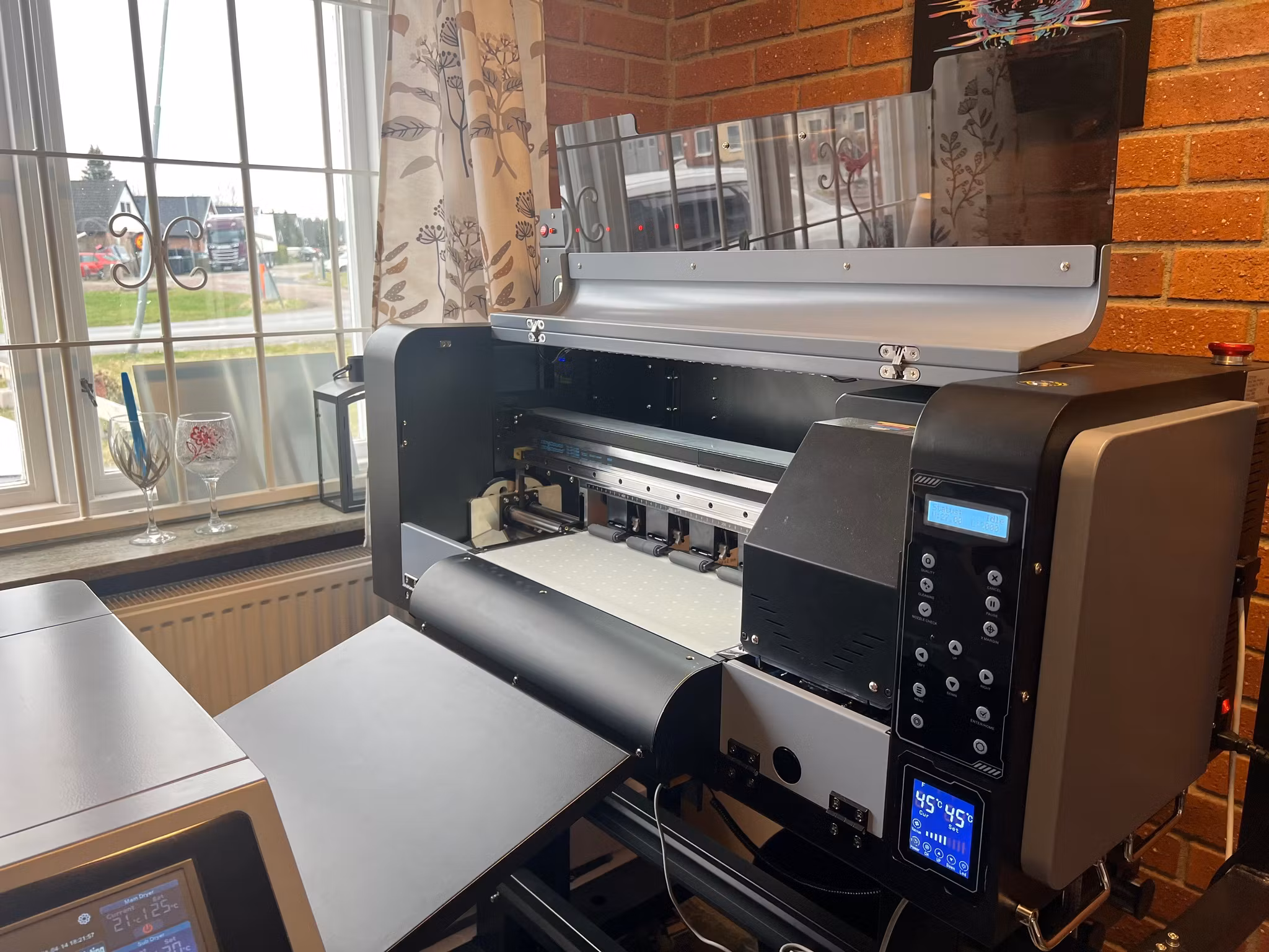 DTF transfer till FÖRETAG  -   DTF tryck för textilier