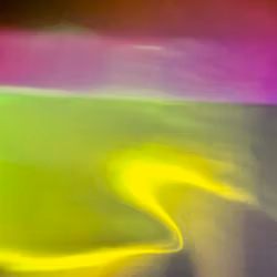 Holographic Rainbow Pearl - H0091