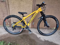 Nukeproof Cub Scout 26 Custom Mullet 27.5"/26"  Använd max 10 timmar.