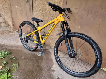 Nukeproof Cub Scout 26 Custom Mullet 27.5"/26"  Använd max 10 timmar.