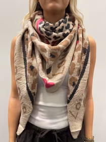 CLIO SCARF