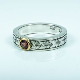 Running Leaf silver ring with a Garnet