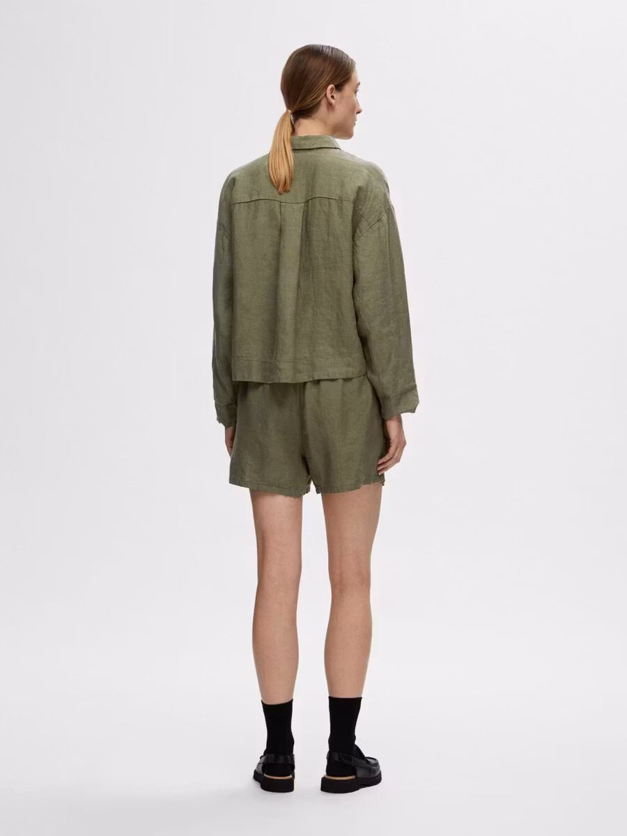 Selected Femme - SLFLINNIE MW LINEN SHORTS B (Olivine)