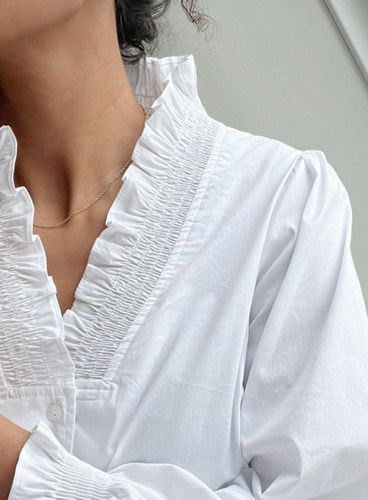 Neo Noir - Brielle Solid Shirt (White)