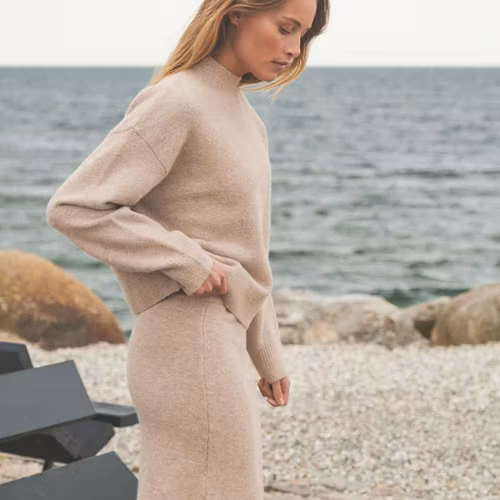Neo Noir - Paulina Knit Blouse (Sand Melange)