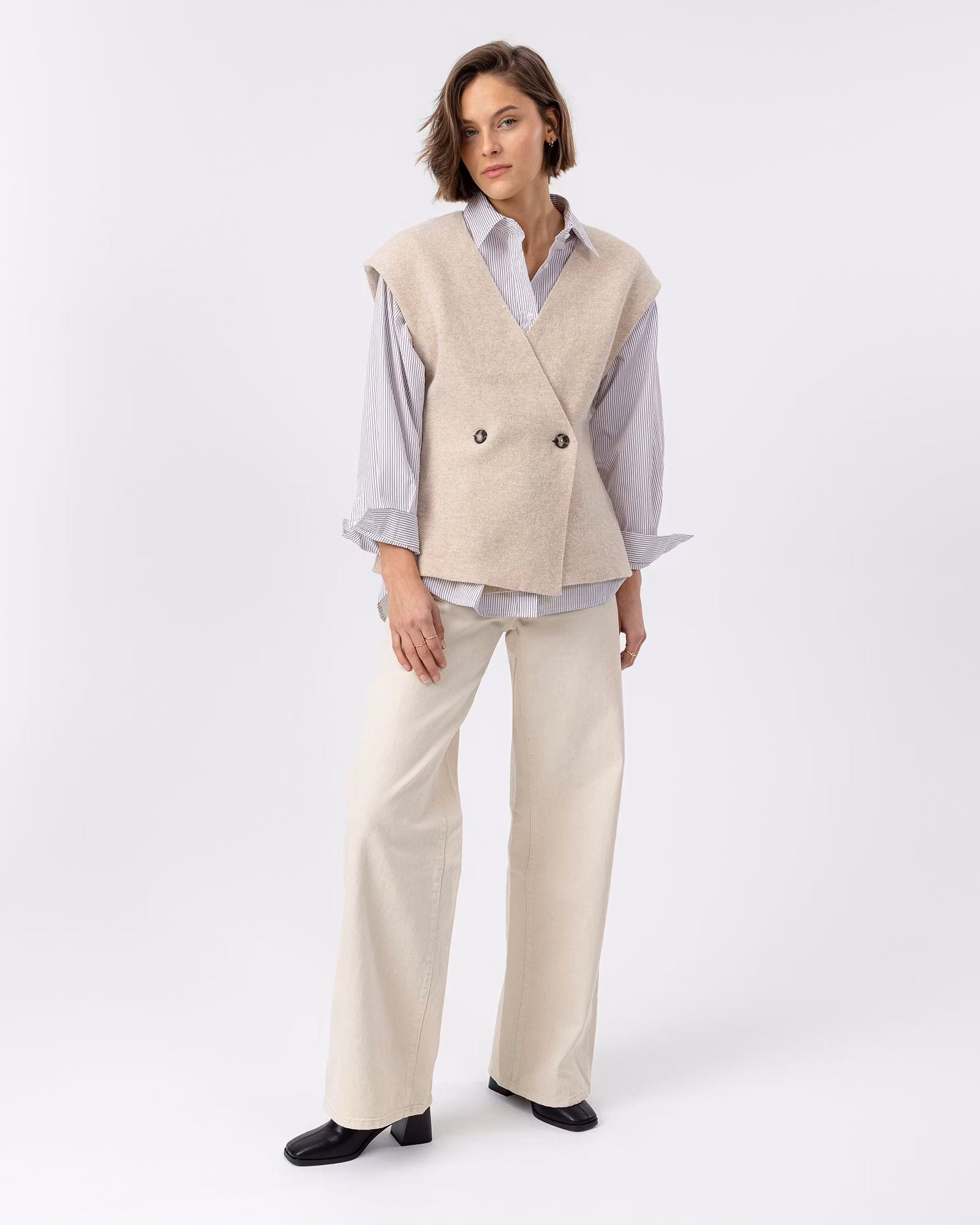 Holebrook - Ingela Waistcoat (Sand)