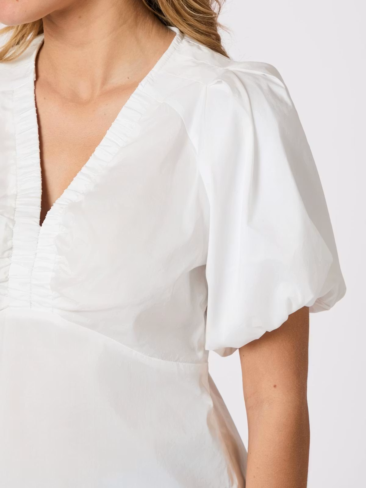 Neo Noir - Irina Poplin Blouse (White)