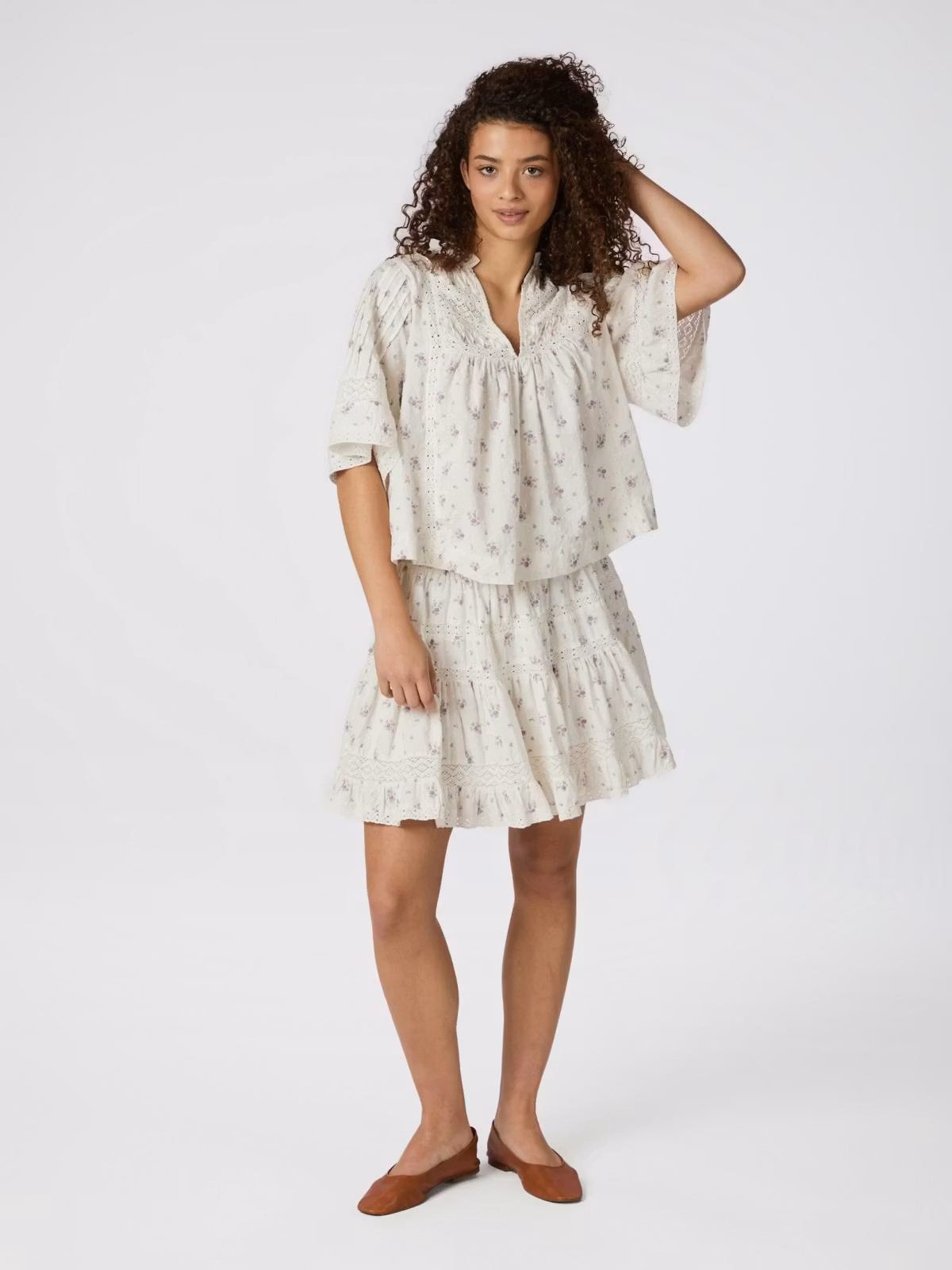Neo Noir - Siama Dobby Flower Blouse (Offwhite)