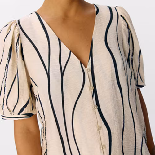 Object - OBJJACIRA S/S V-NECK TOP (Sandshell)