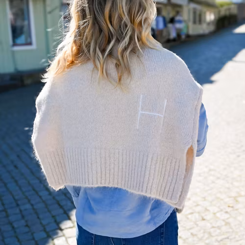 Hést - SOFIE V-neck Sweater (Summer Sand)