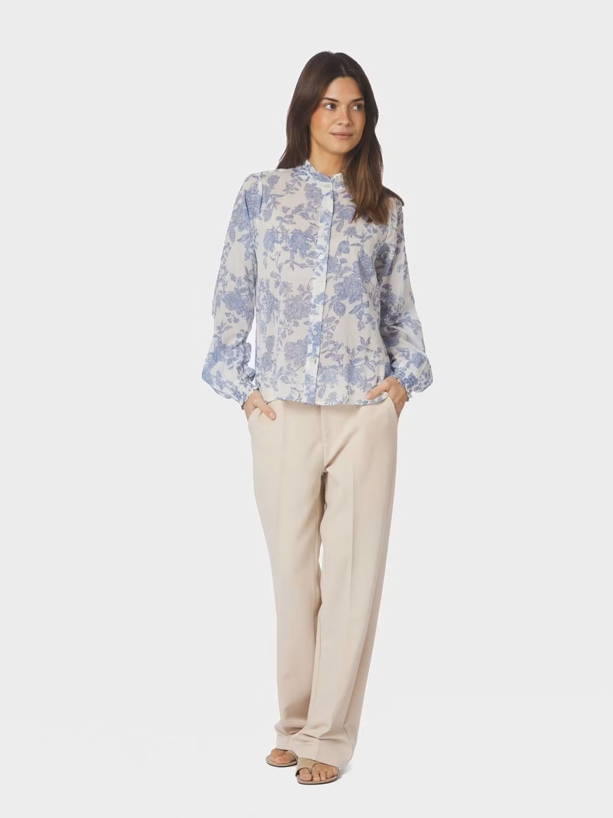Neo Noir - Oda Flower Spring Shirt (White)