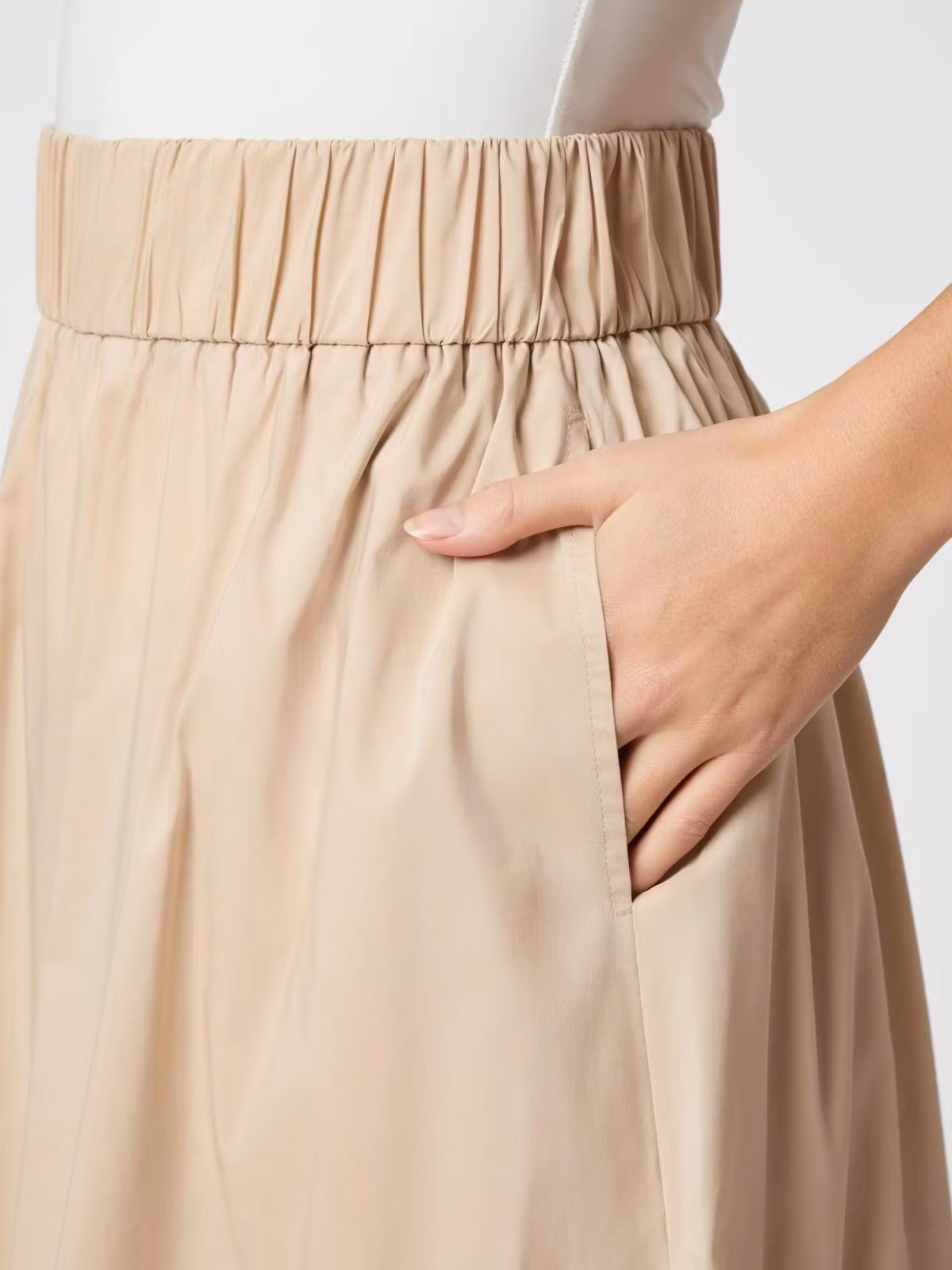 Neo Noir - Yara Poplin Skirt (Dark Sand)