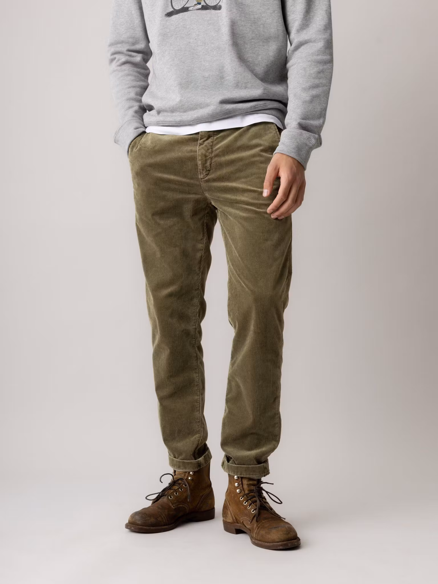 Mos Mosh Gallery MMGHunt Corduroy Pant i Olive Night, bild 1