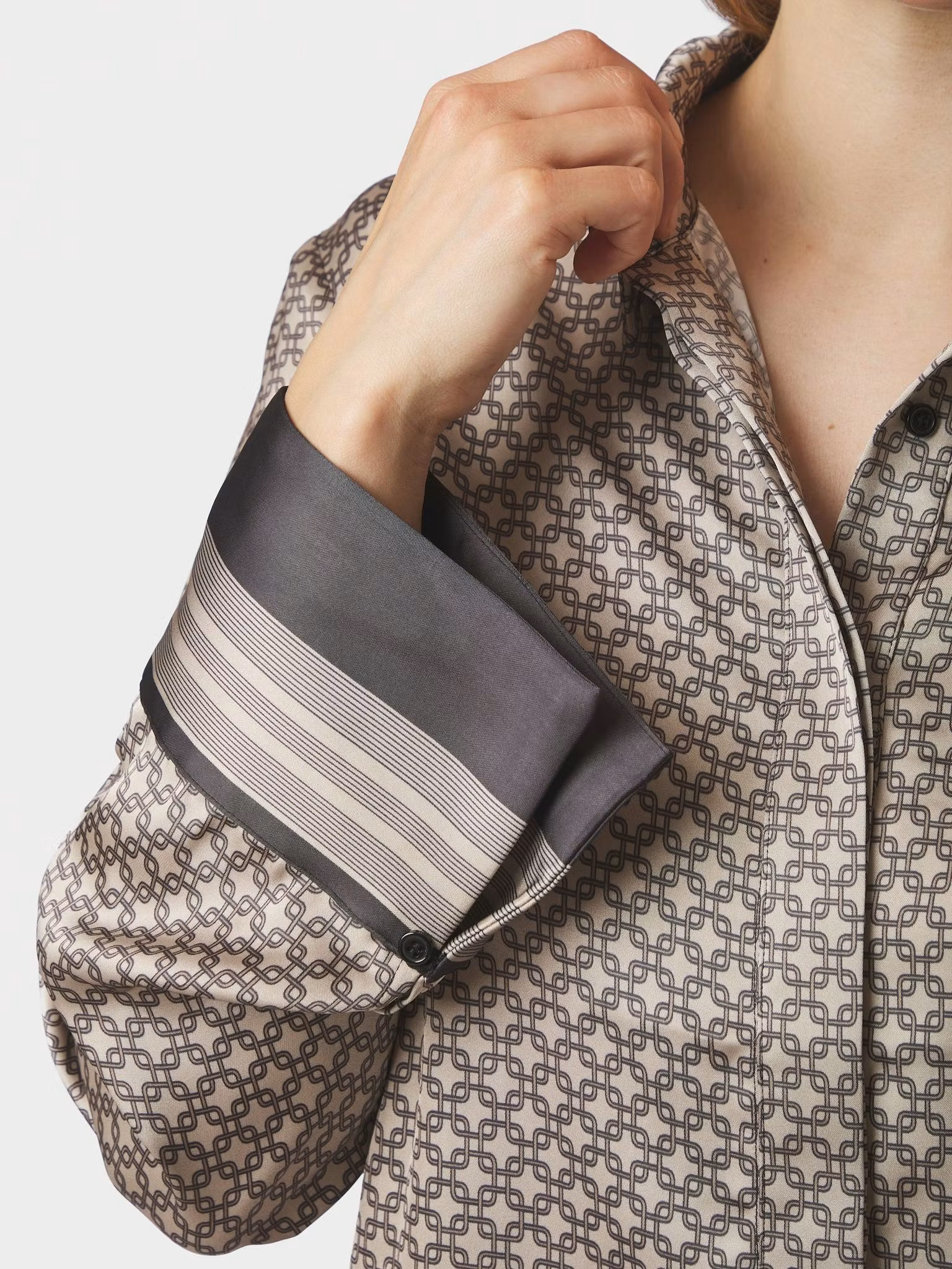 Neo Noir - Mistan Pattern Shirt (Beige)