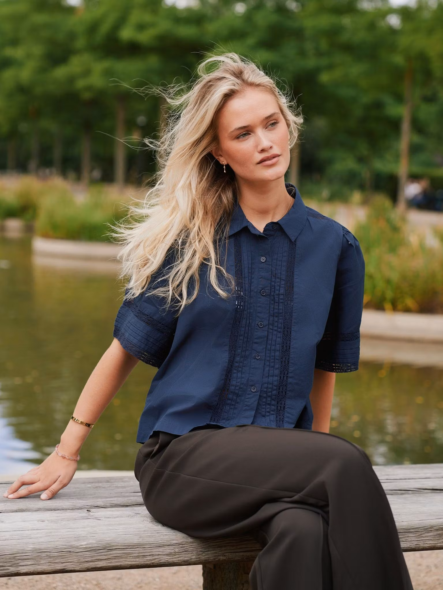 Neo Noir - Lotte C Poplin Shirt (Navy)