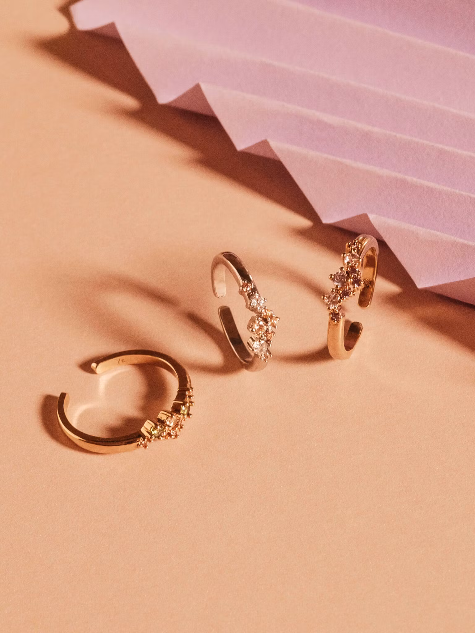 Ylva Li - PETITE MEADOW RING – PERIDOT