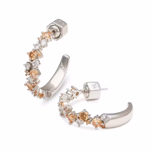 Ylva Li - MEADOW AVANTGARDE EARRINGS – LIGHT CHAMPAGNE