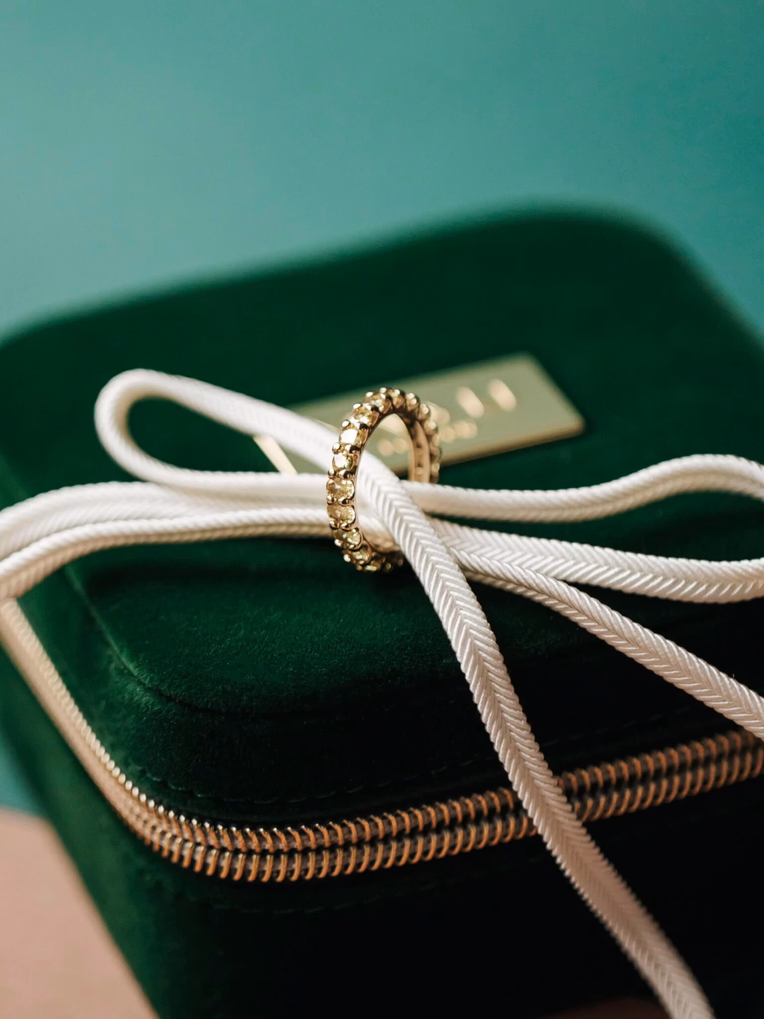 Ylva Li - JULIEN RING – PERIDOT