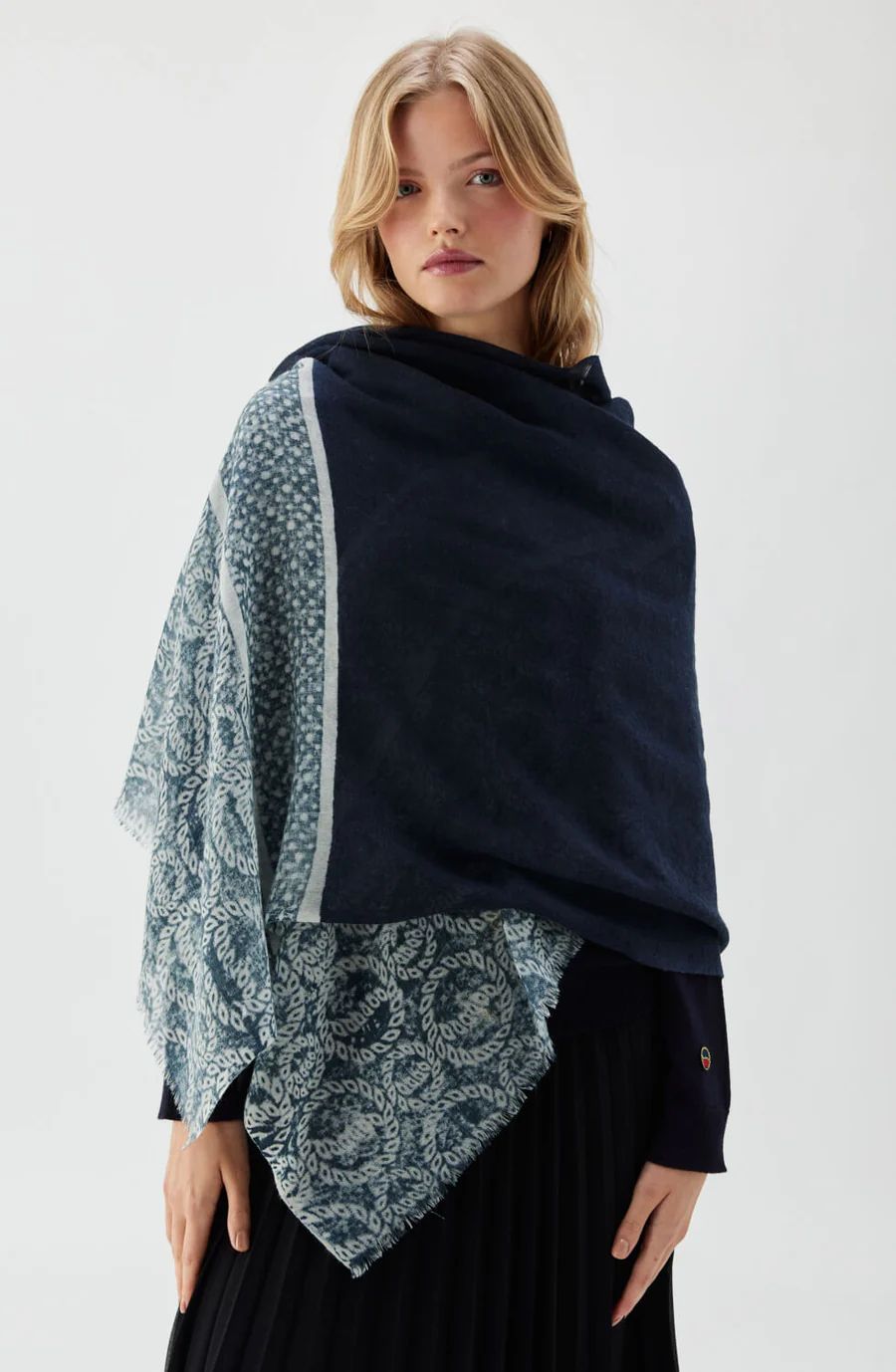 Busnel - LINNEA PRINTED SCARF MARINE/ECRU