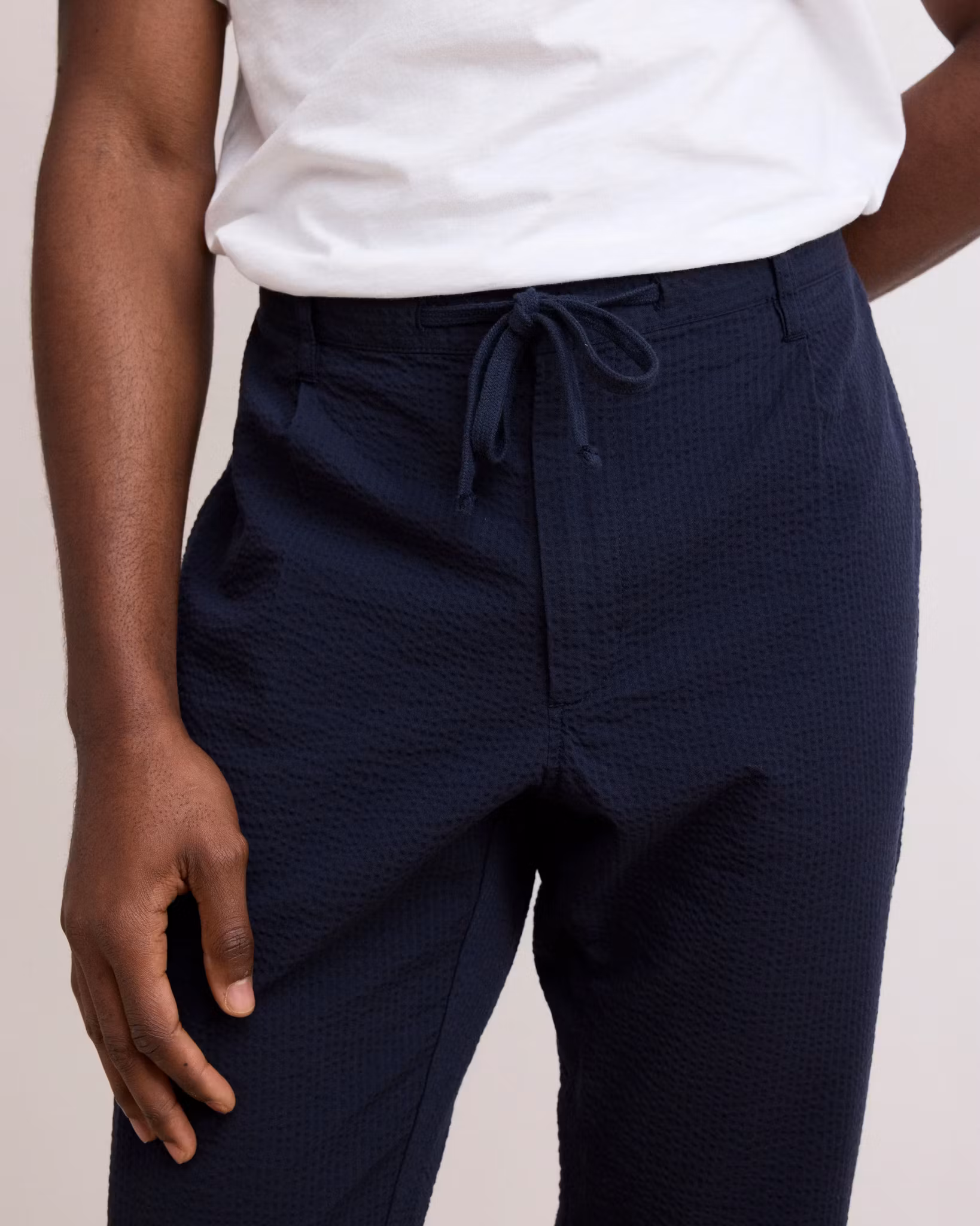 Hartford - TANKER SEERSUCKER PANTS - Deep blue