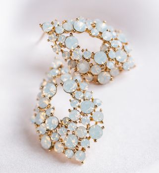 Lily and rose - ALICE EARRINGS – WHITE OPAL