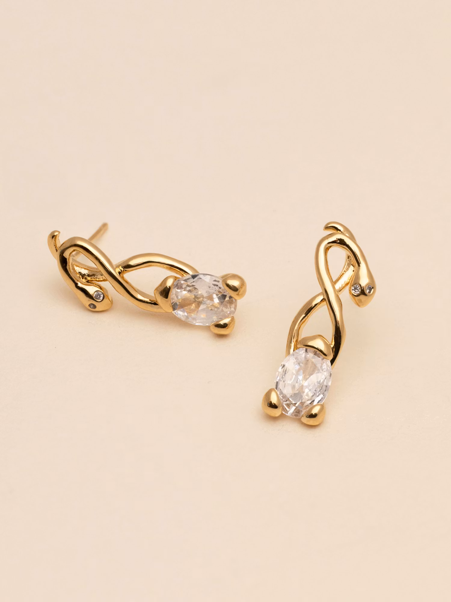 Ylva Li - EDDA EARRINGS – CRYSTAL