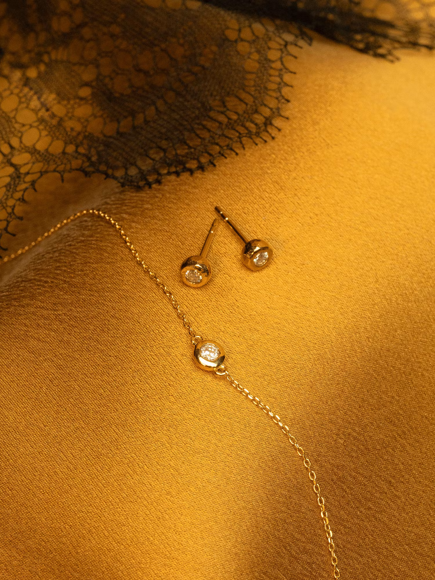 Ylva Li - ESSENTIAL DIAMOND BRACELET – GOLD