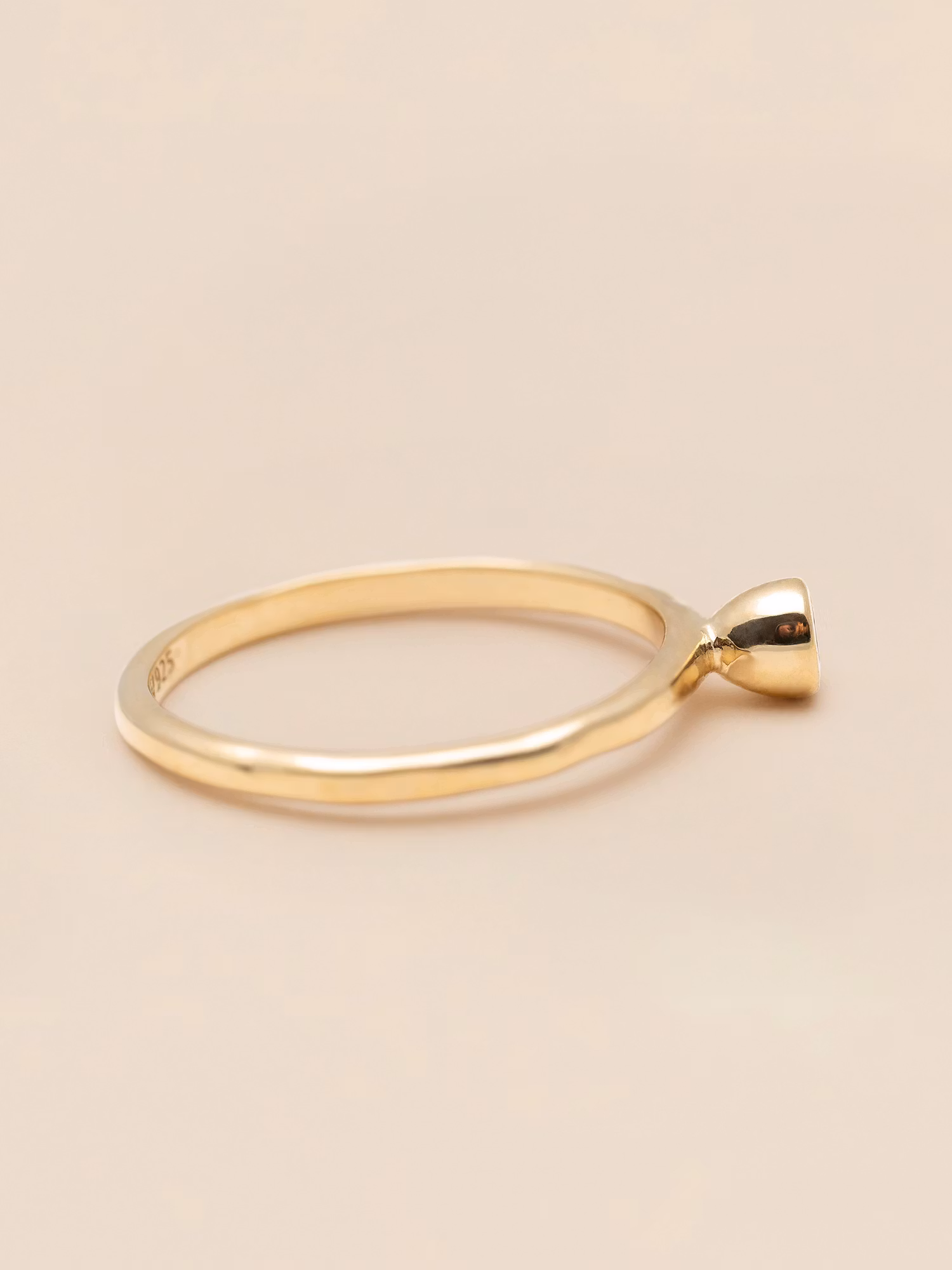 Ylva Li - ESSENTIAL DIAMOND RING – GOLD 0.13 CARAT