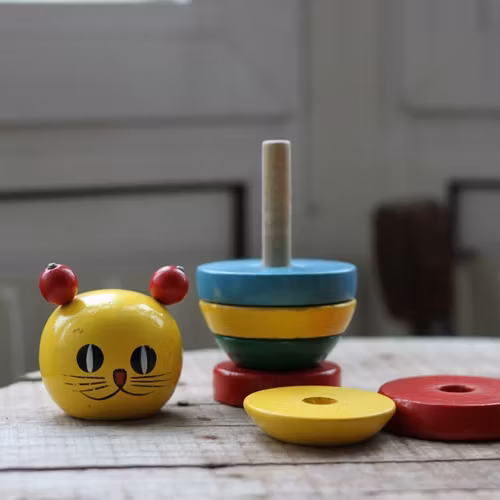 Staplingsleksak - Katt Mångfärgad