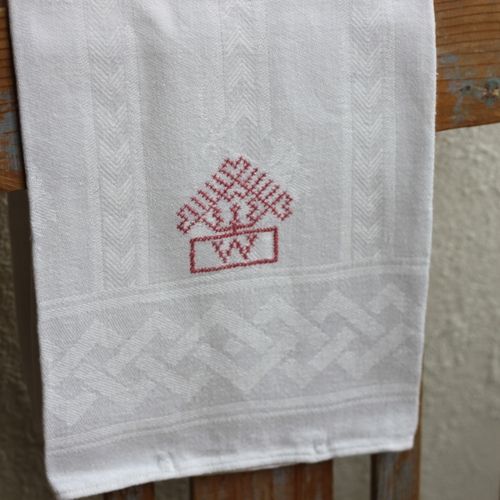 Handduk - Linne Monogram W Röd