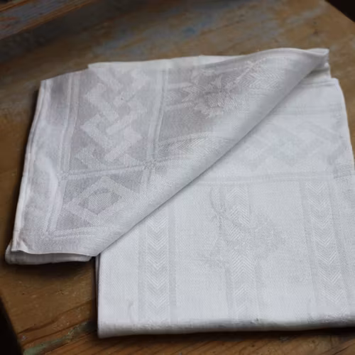 Handduk - Linne Monogram W Röd
