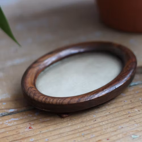 Ram - oval Trä